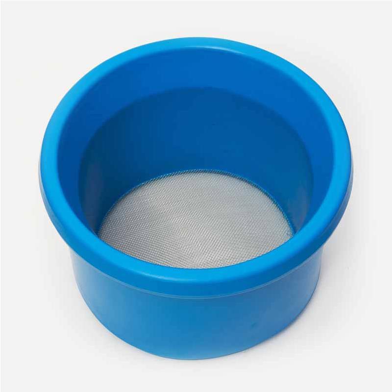 Sieves Plastics & Sundries Invicta Bakeware. Baking and plastic